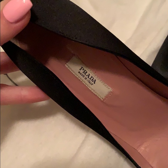 Vintage Prada heels. - Picture 5 of 8